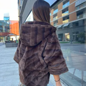 Ženska bunda-nova sa etiketom