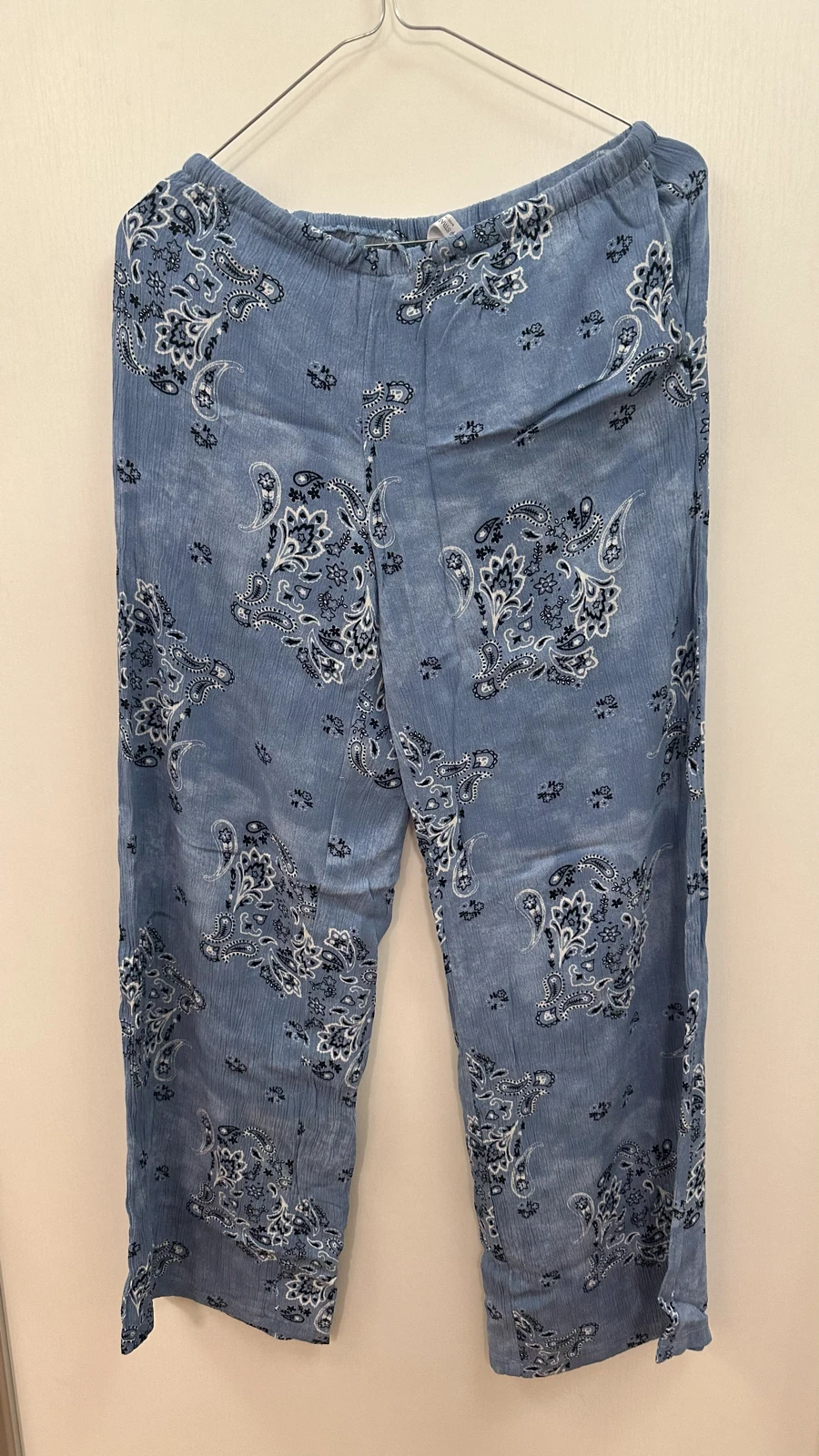 set pantalone i top za more