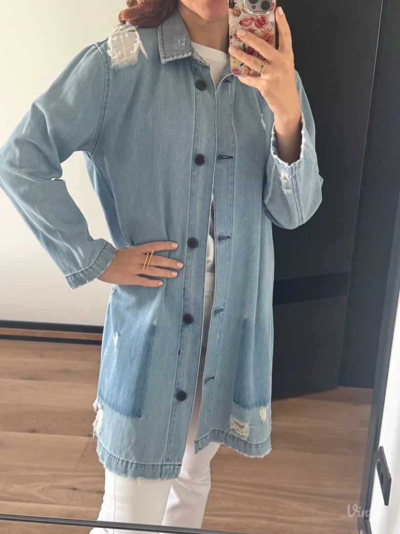 Zara teksas jakna S velicina