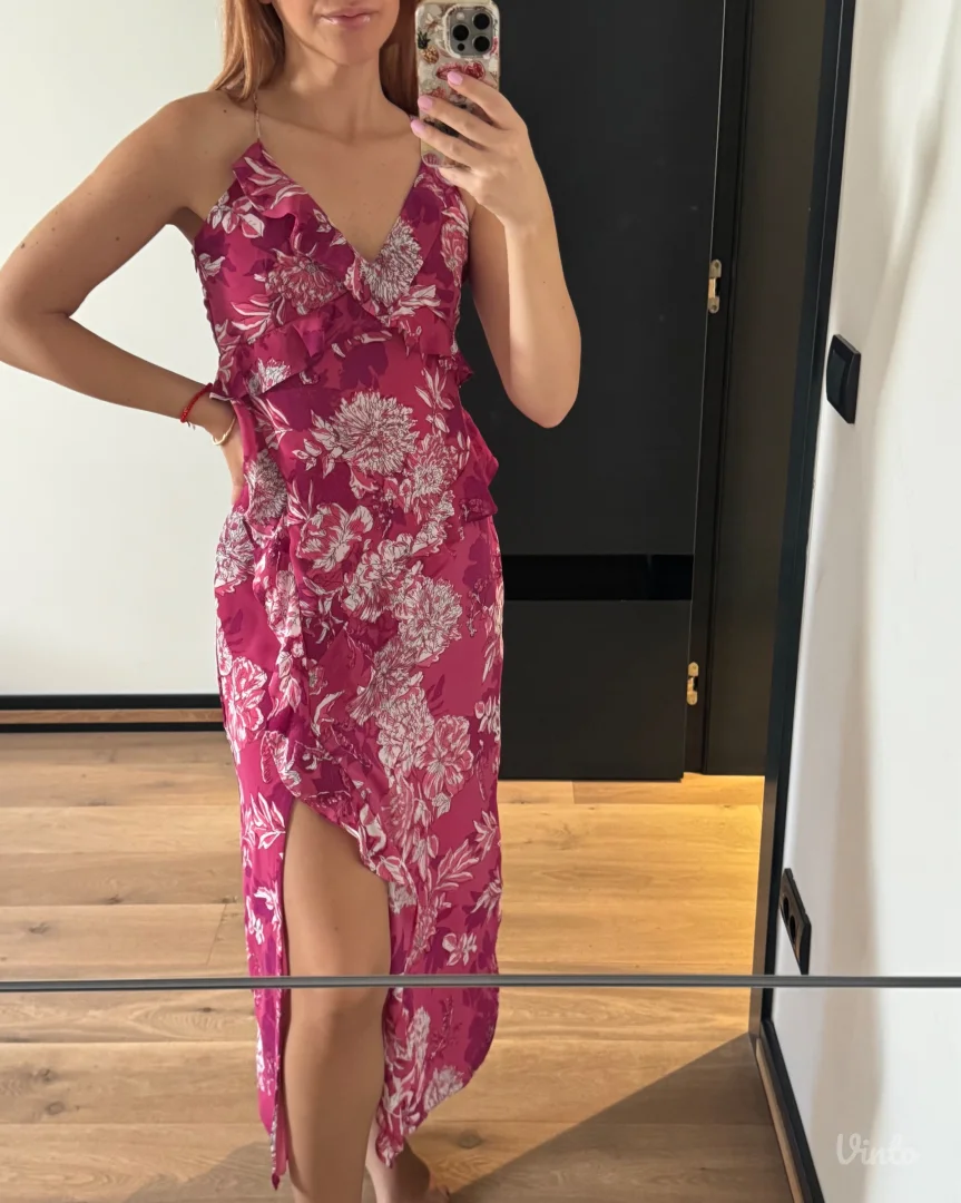 Zara duga haljinica S velicina
