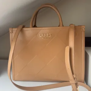 Nova Liu Jo torba camel
