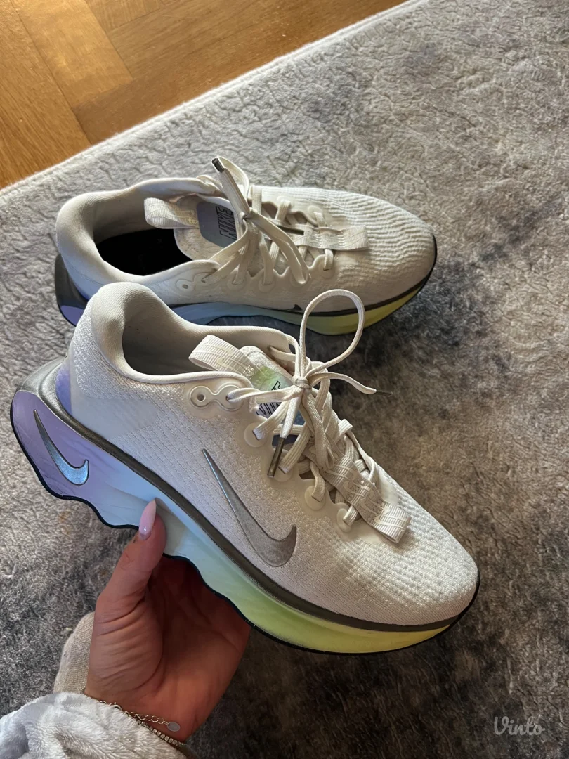 NIKE MOTIVA PATIKE original