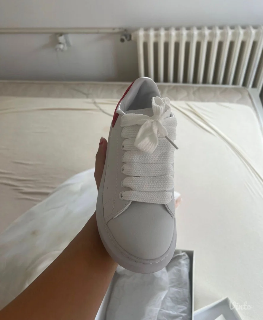 McQUEEN PATIKE ORIGINAL