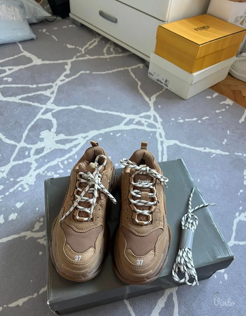 BALENCIAGA TRIPLE S original