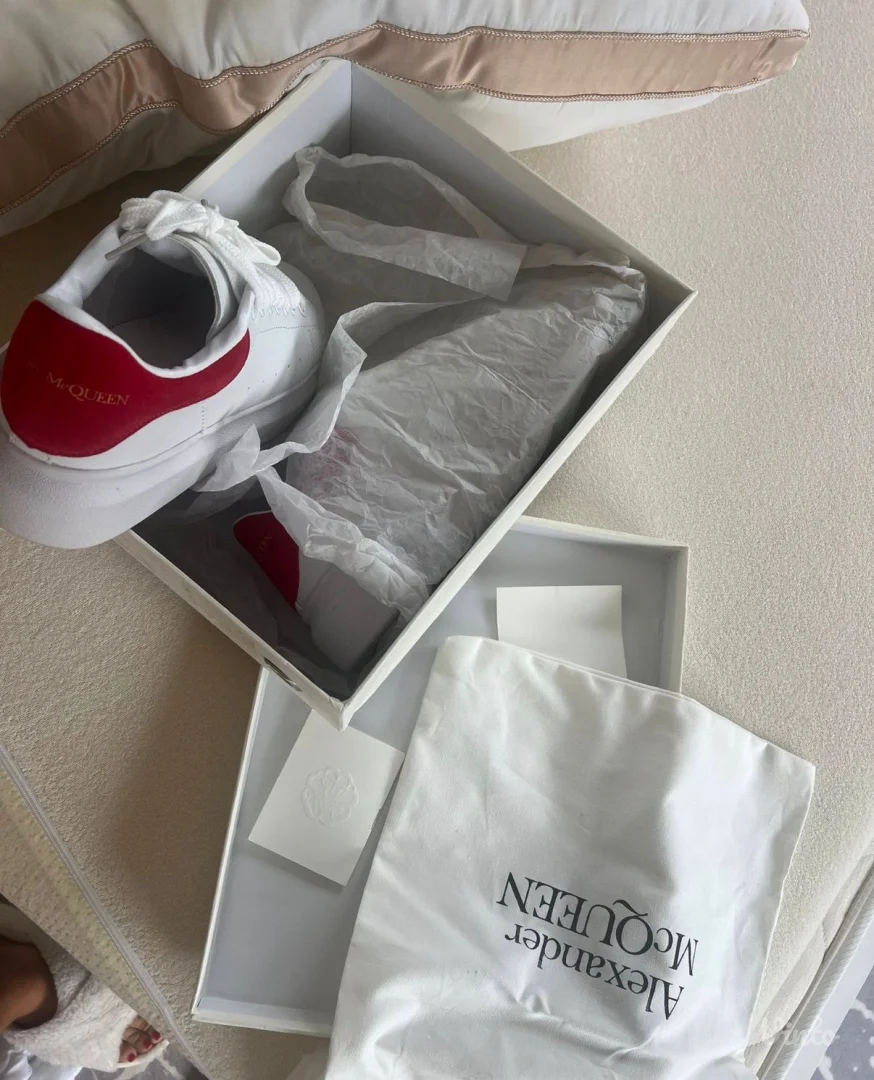 McQUEEN PATIKE ORIGINAL