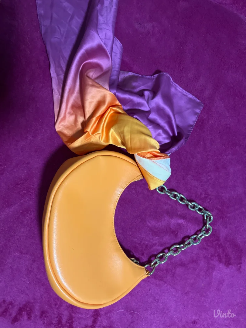 Narandžasta torbica