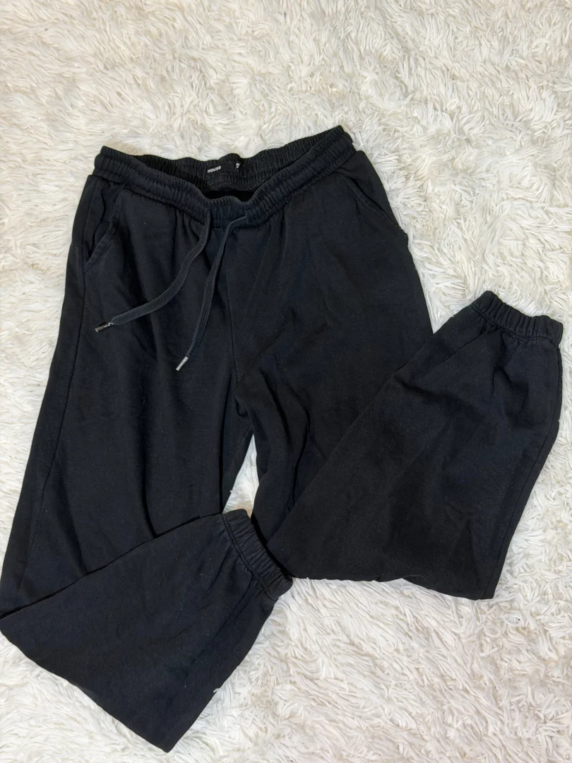 Donji deo trenerke zenski