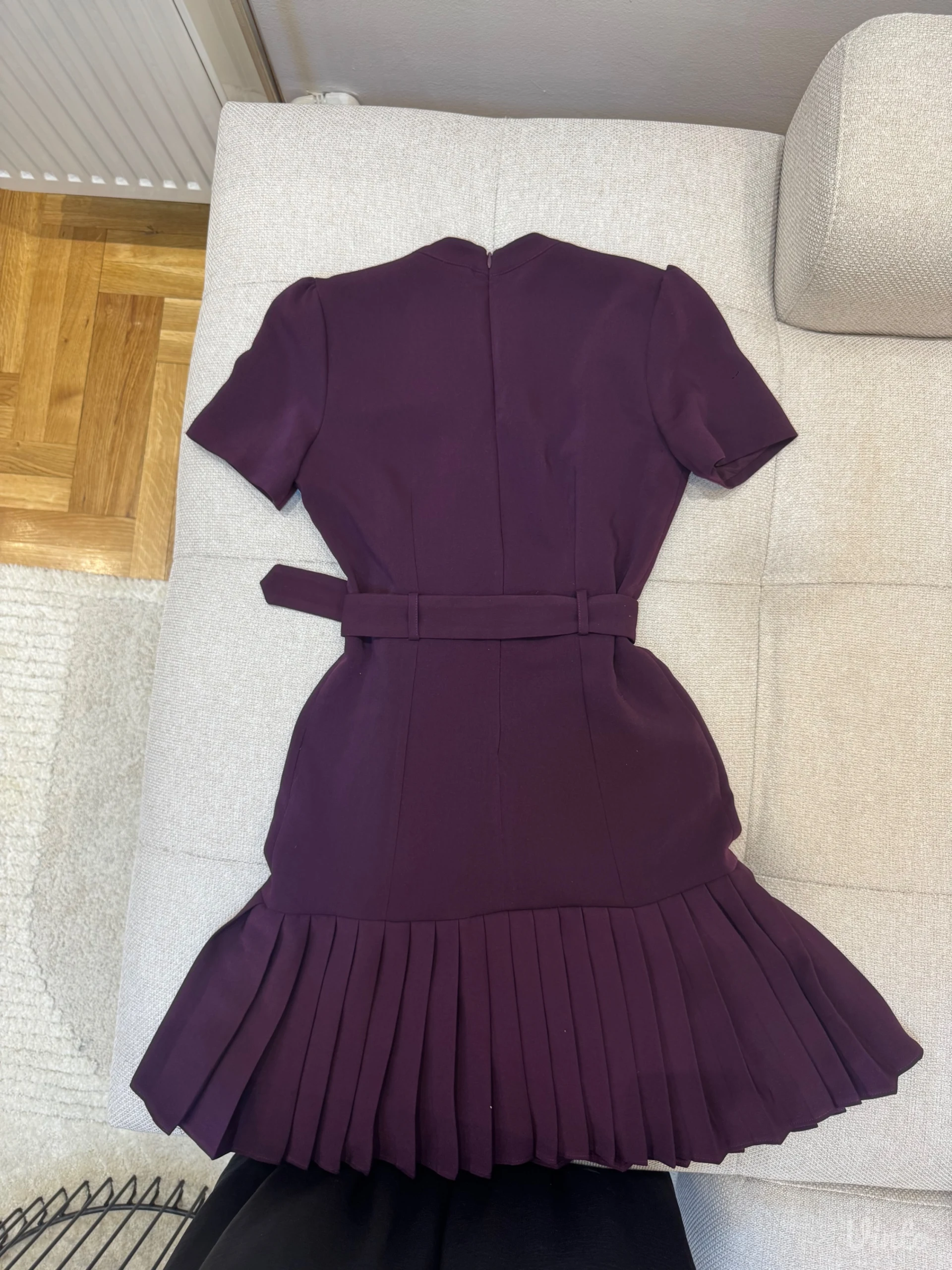 Damsel in a dress haljina