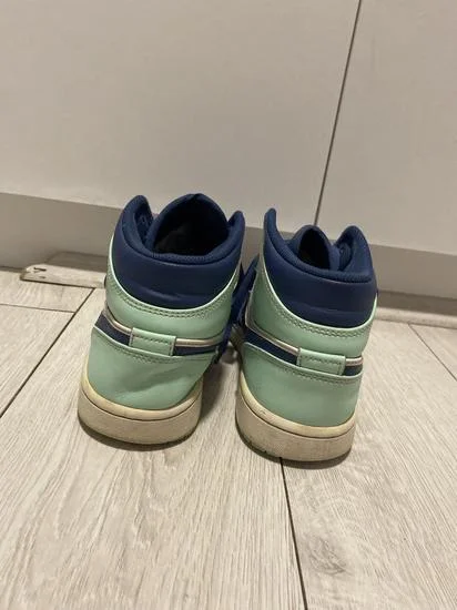 NIKE patike Air Jordan 1 Mid