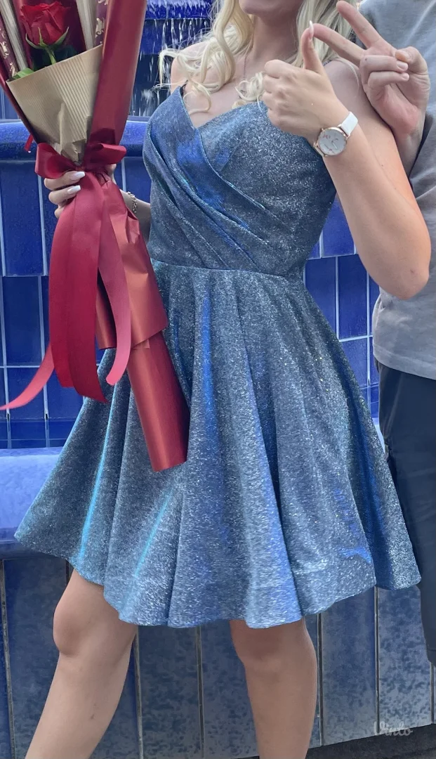 Svečana maturska haljina