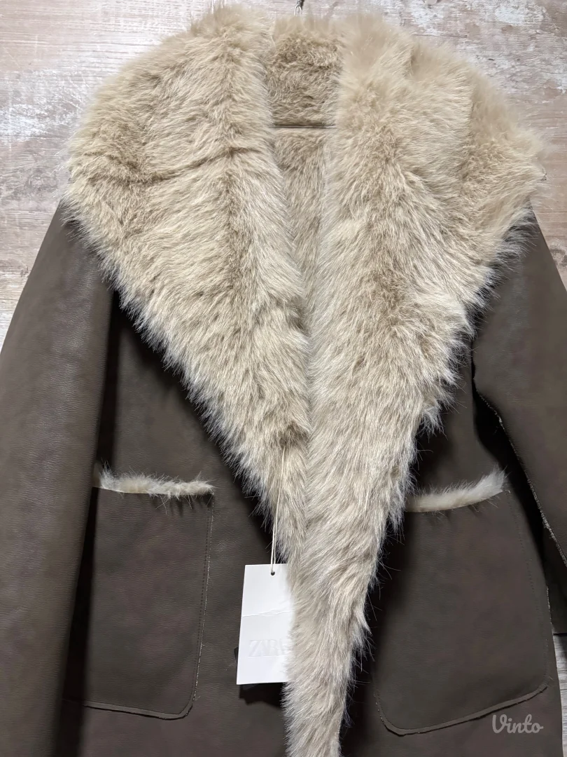 Zara bunda sa dva lica