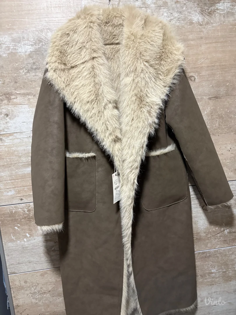 Zara bunda sa dva lica