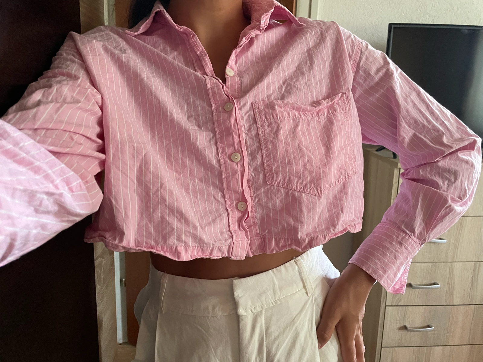 Zara pantalone i bershka kosulja