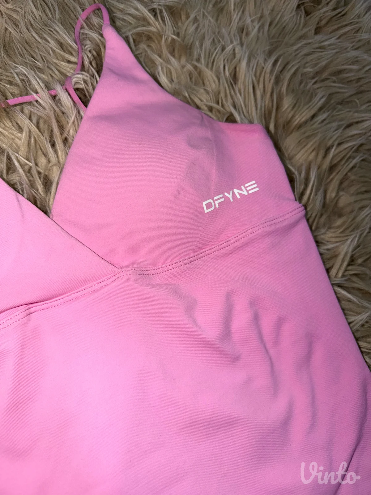 Dfyne top (Vision Twist Front Longline Top)