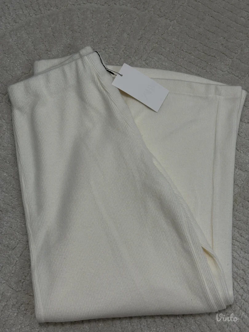 Knit- Zara pantalone