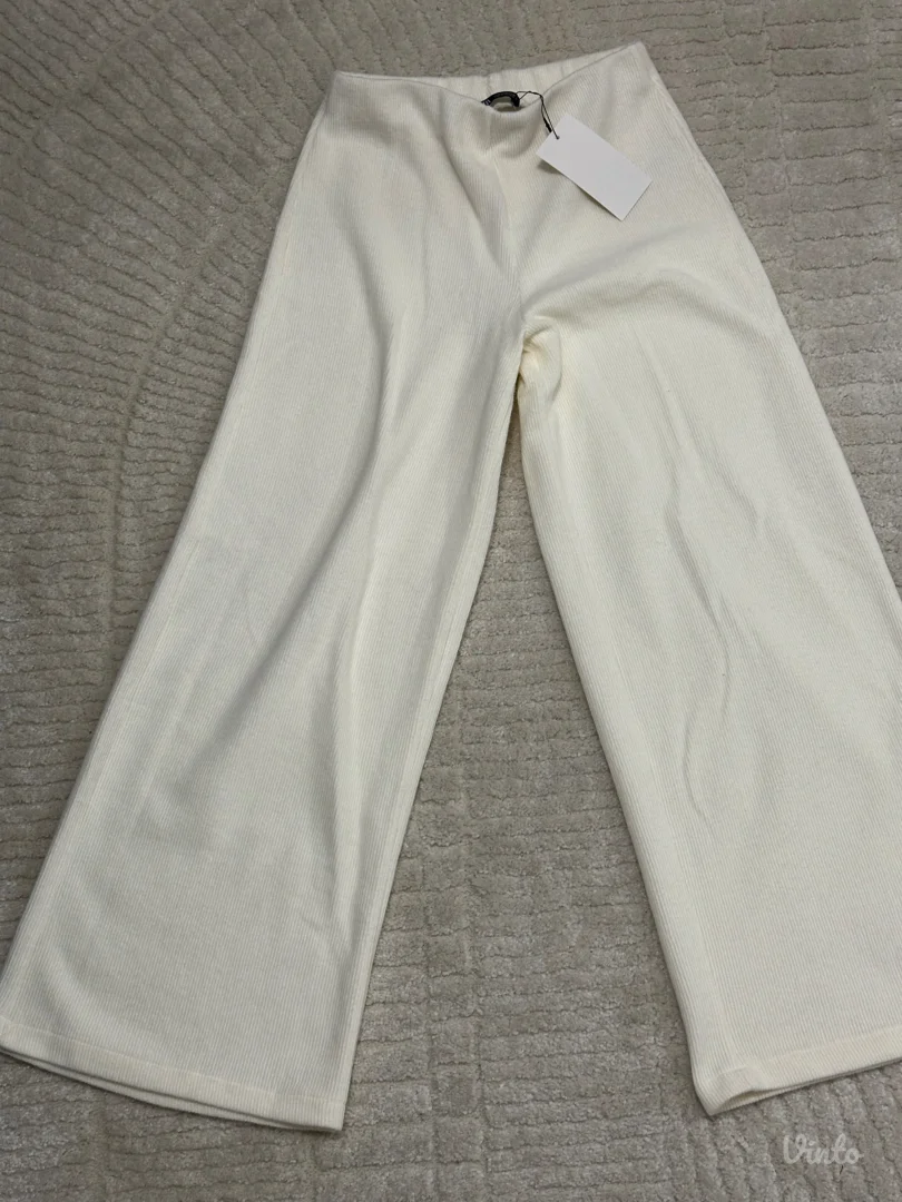 Knit- Zara pantalone