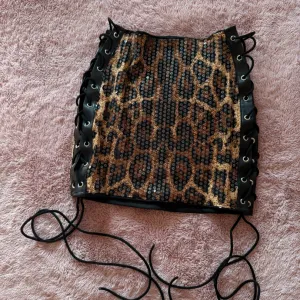 mini suknja leopard print