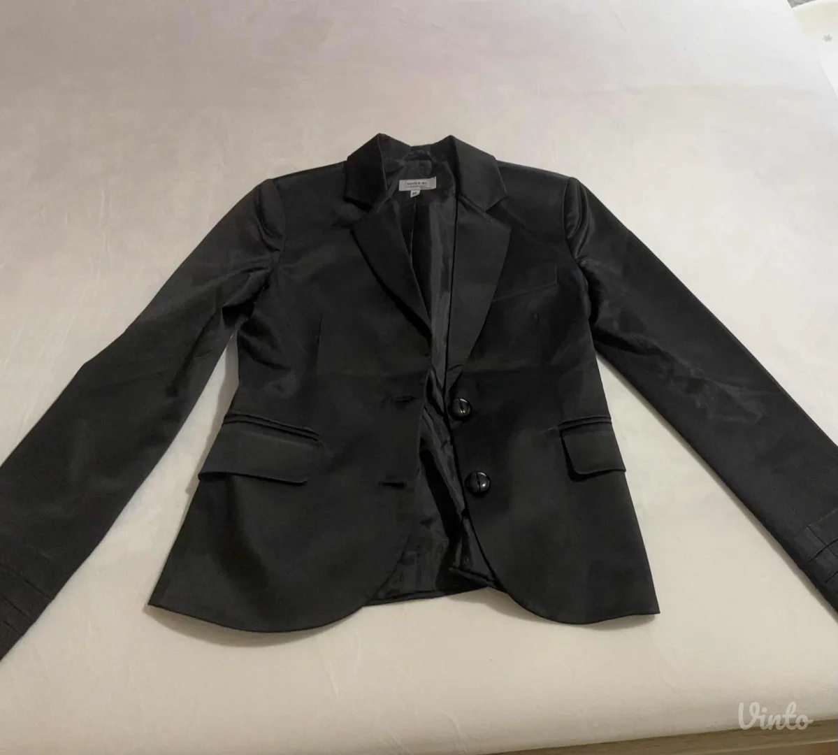 Potpuno ocuvan Happening sako