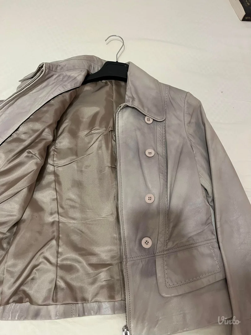 Potpuno nova kozna jakna