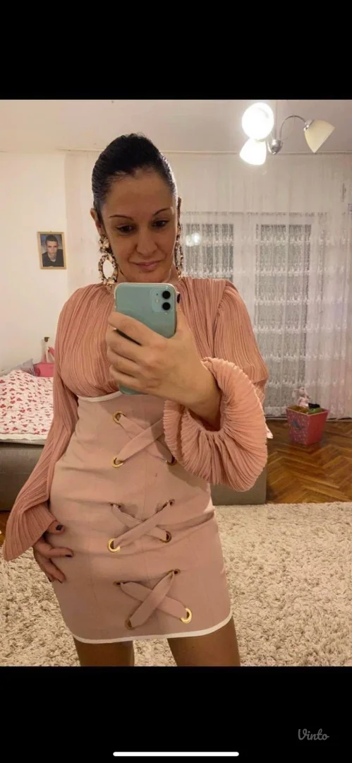 Potpuno nova predivna haljina sa etiketom