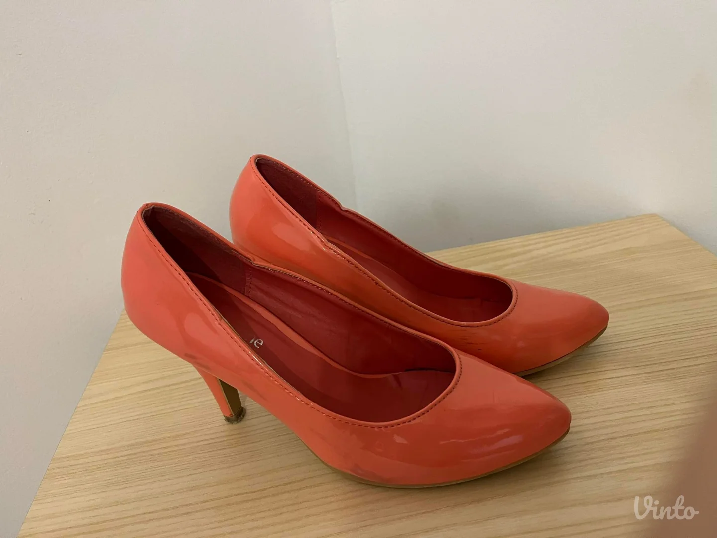 Porpuno ocuvane cipele br.38