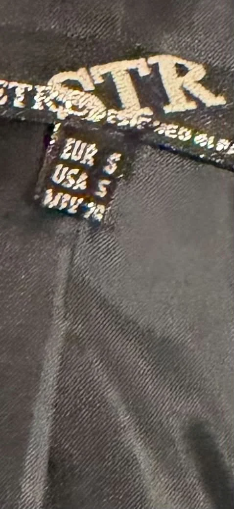 Potpuno nov komplet sako i pantalone