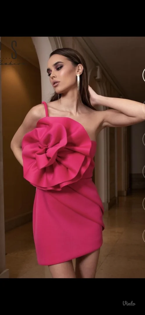 Potpuno ocuvana P. S. Fashion haljina