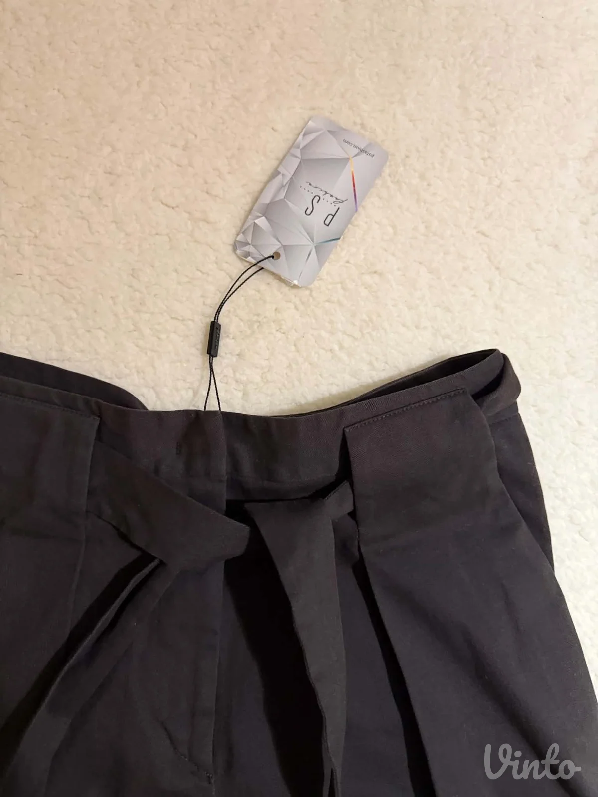 Potpuno nove P. S. Fashion bermude sa etiketom