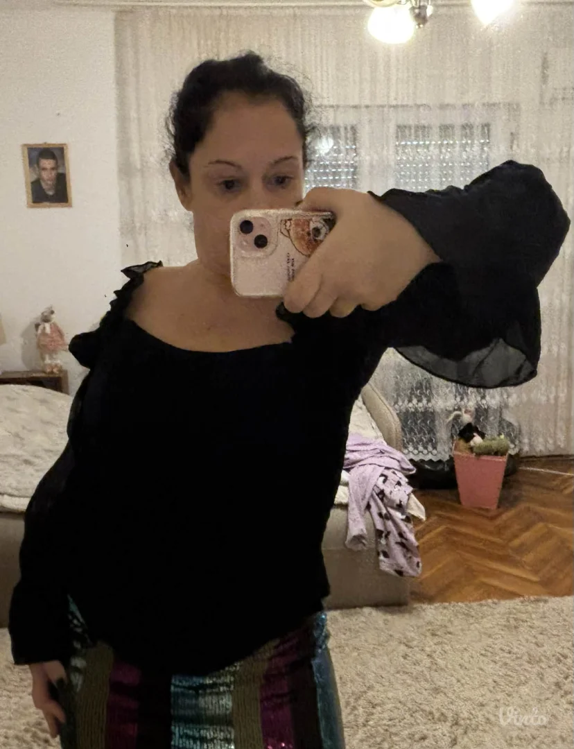 Luna korset i P.S suknja moze i posebno