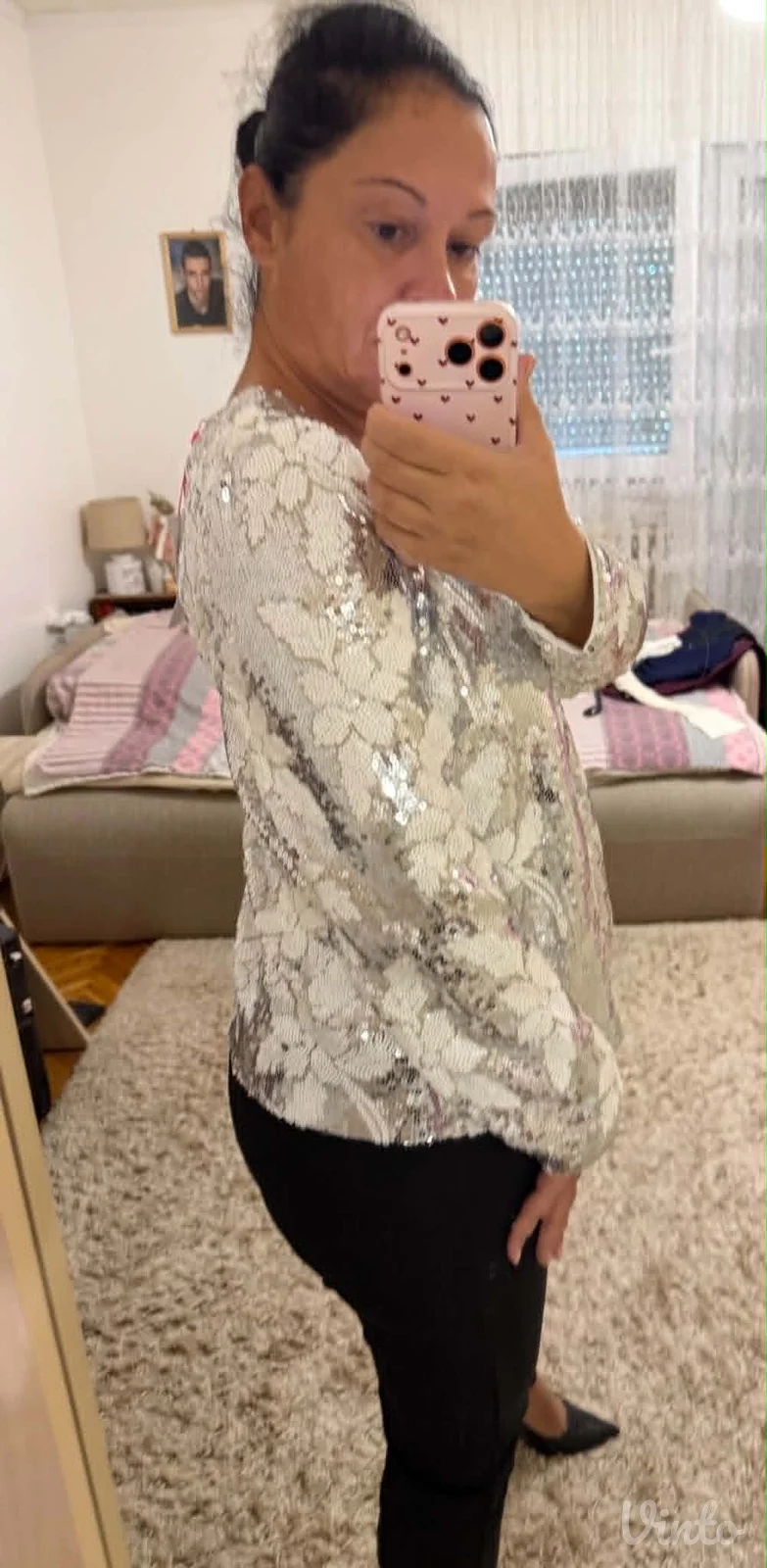 Potpuno nova univerzalna bluza sa etiketom