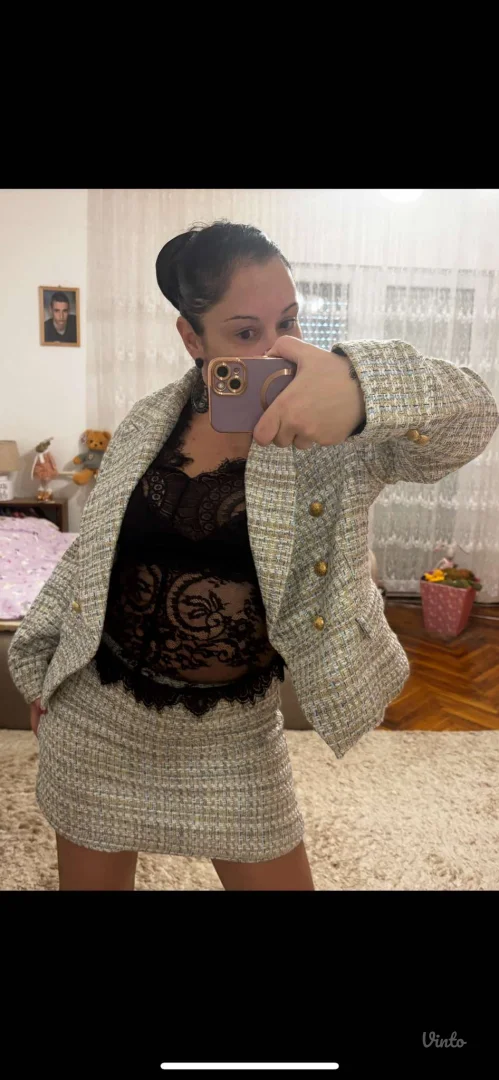 Potpuno nov komplet sa etiketom