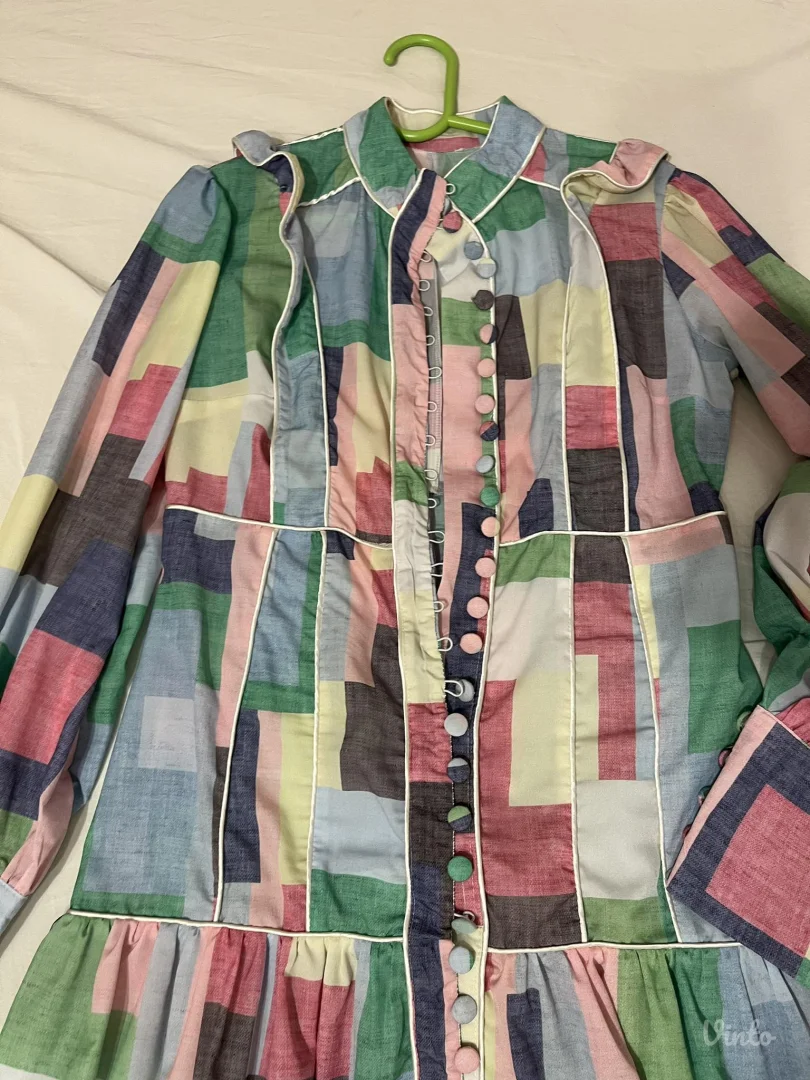 Potpuno nova haljina