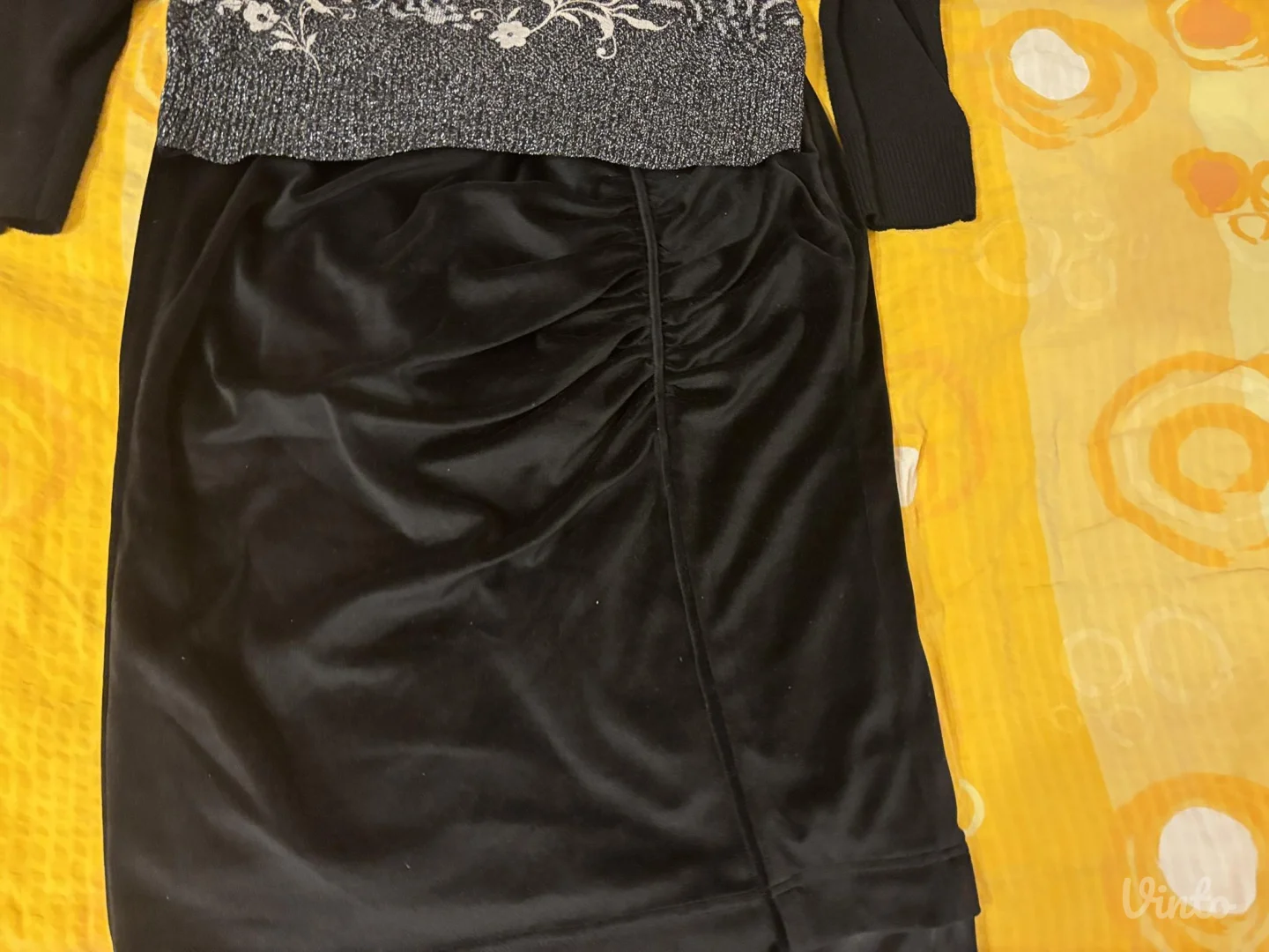 Potpuno ocuvana P. S. Fashion suknja i bluza