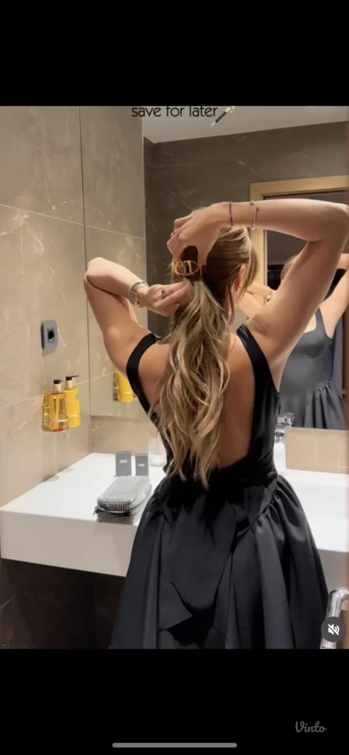 Samo jednom obucena haljina, kao nova