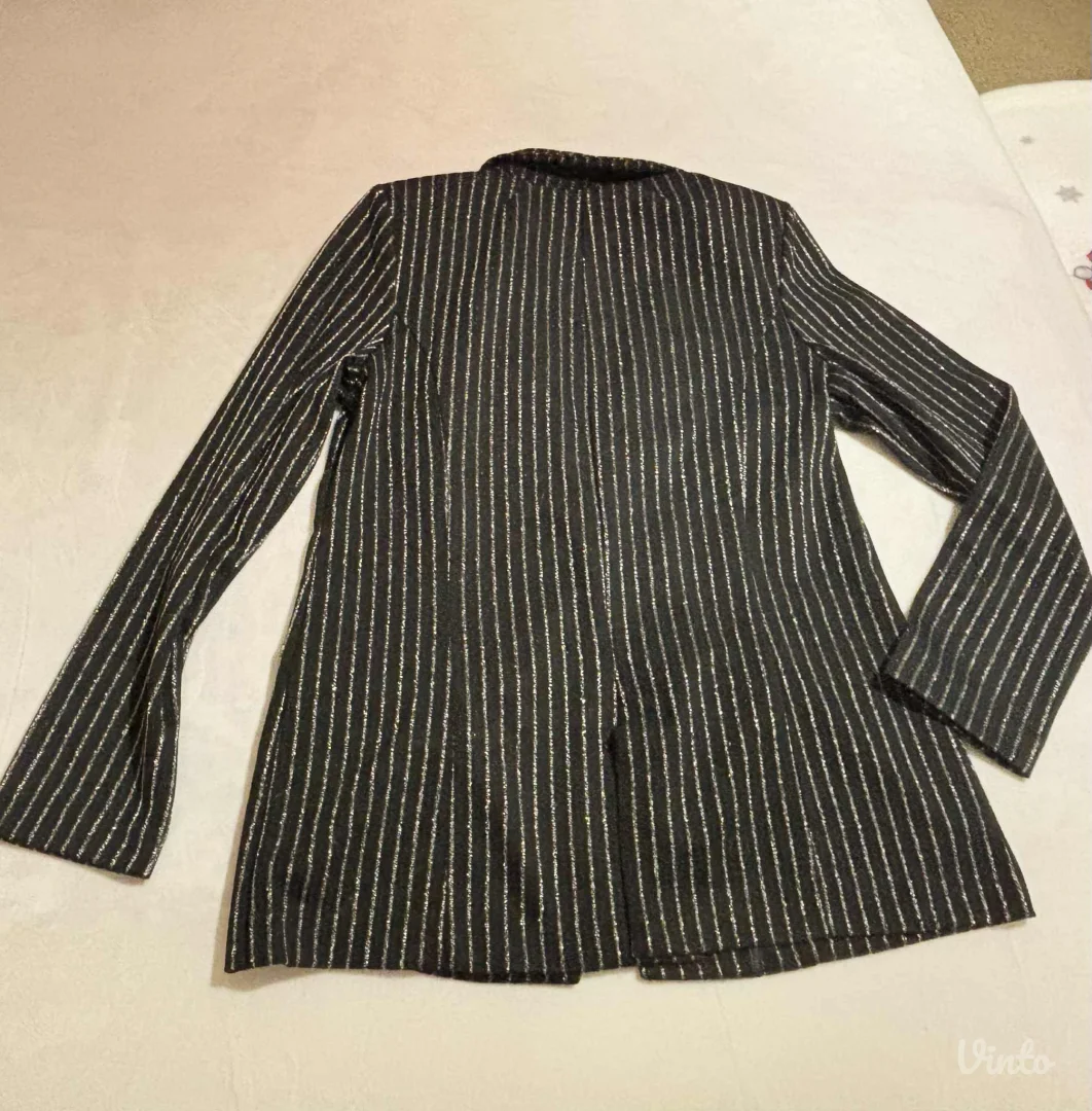 Potpuno nov komplet haljina i sako