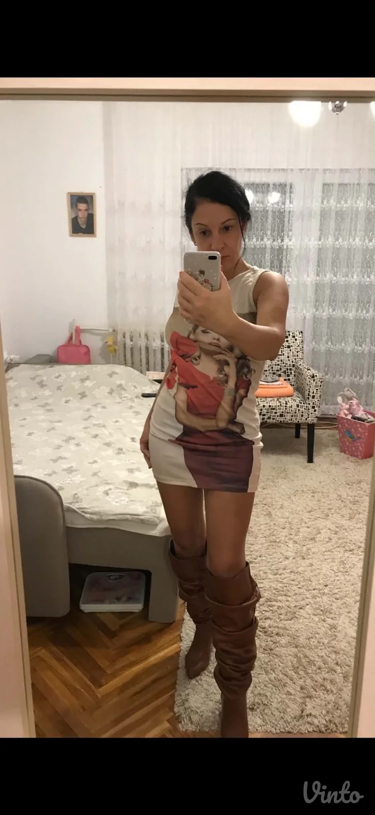 Potpuno ocuvana haljinica