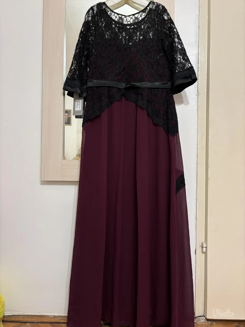 Potpuno nova vecernja haljina sa etiketom