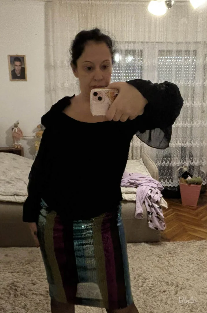 Luna korset i P.S suknja moze i posebno