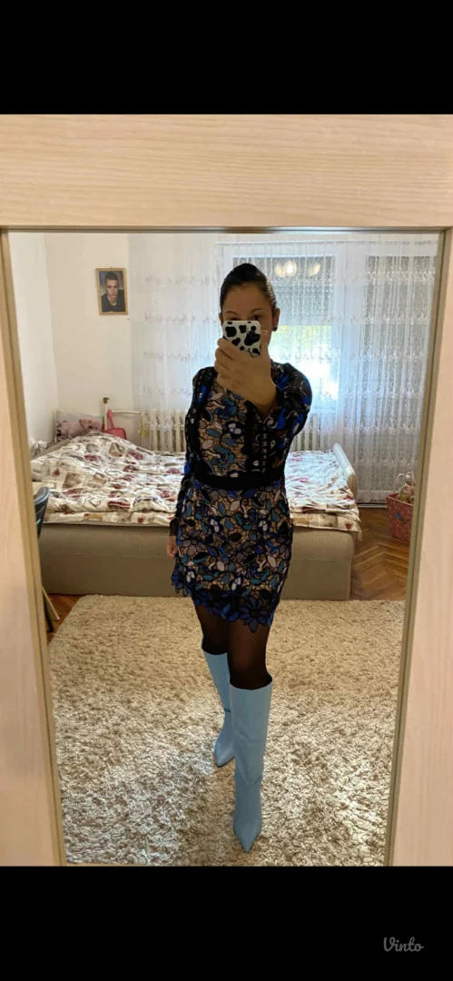 Potpuno ocuvana haljina