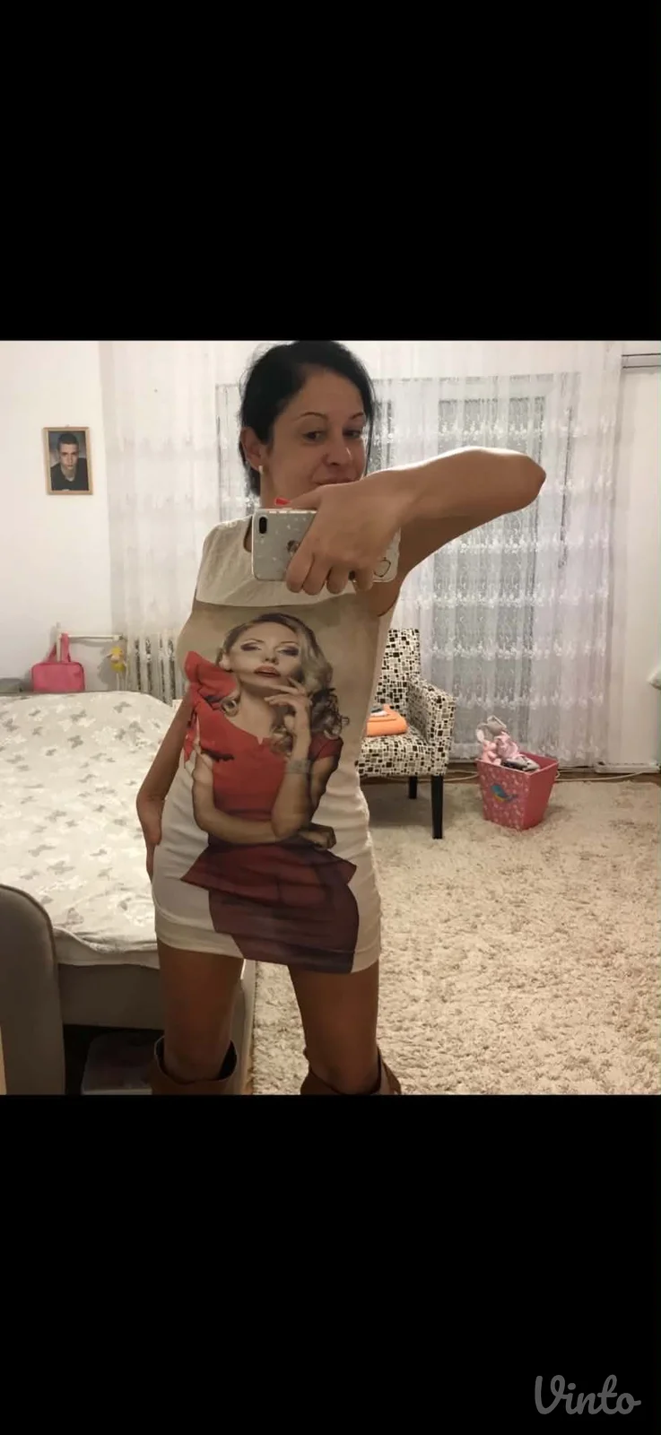 Potpuno ocuvana haljinica