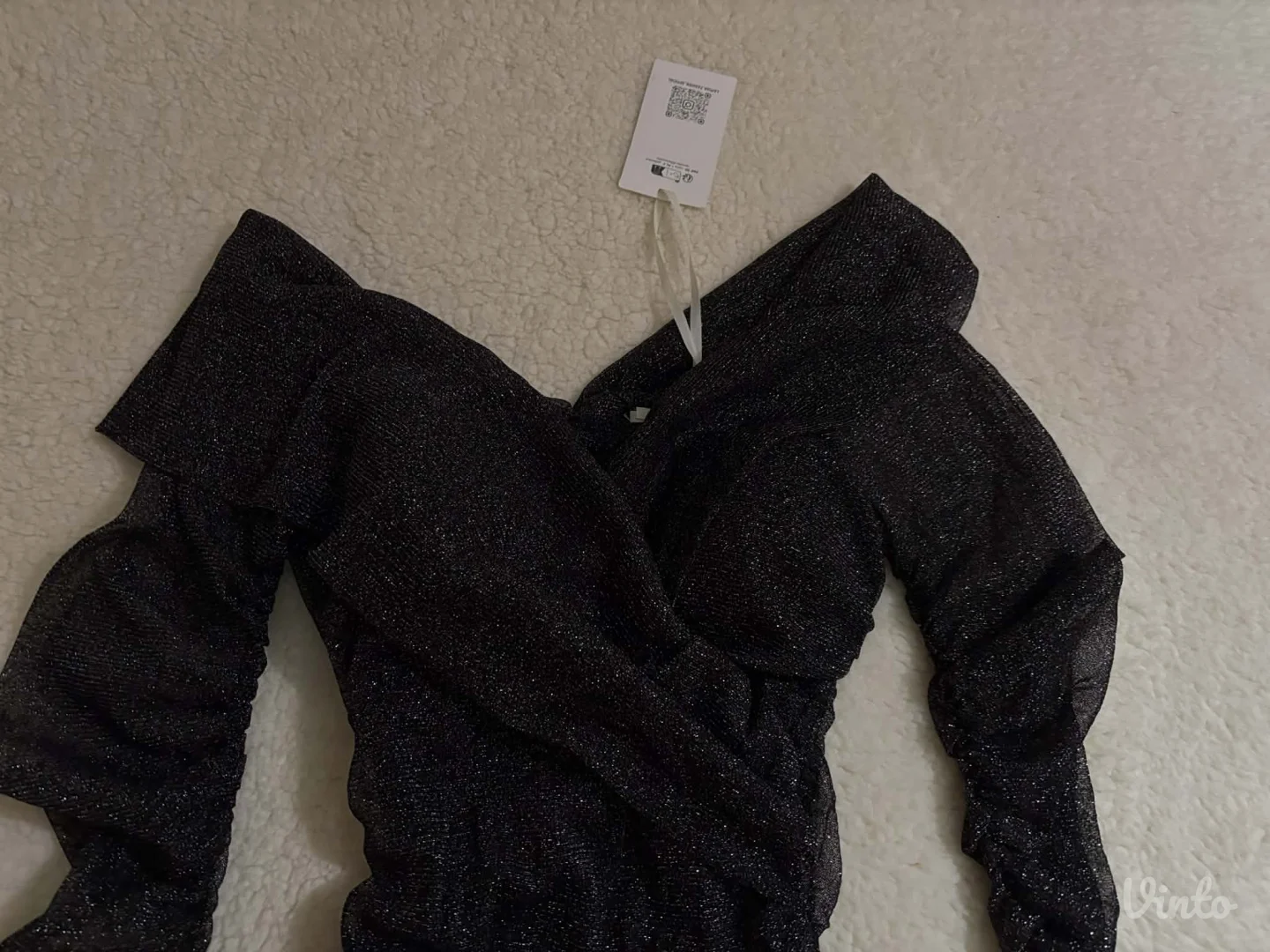 Potpuno nova haljina sa etiketom