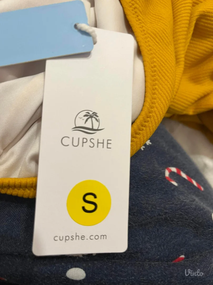 Potpuno nov kupaci sa etiketom