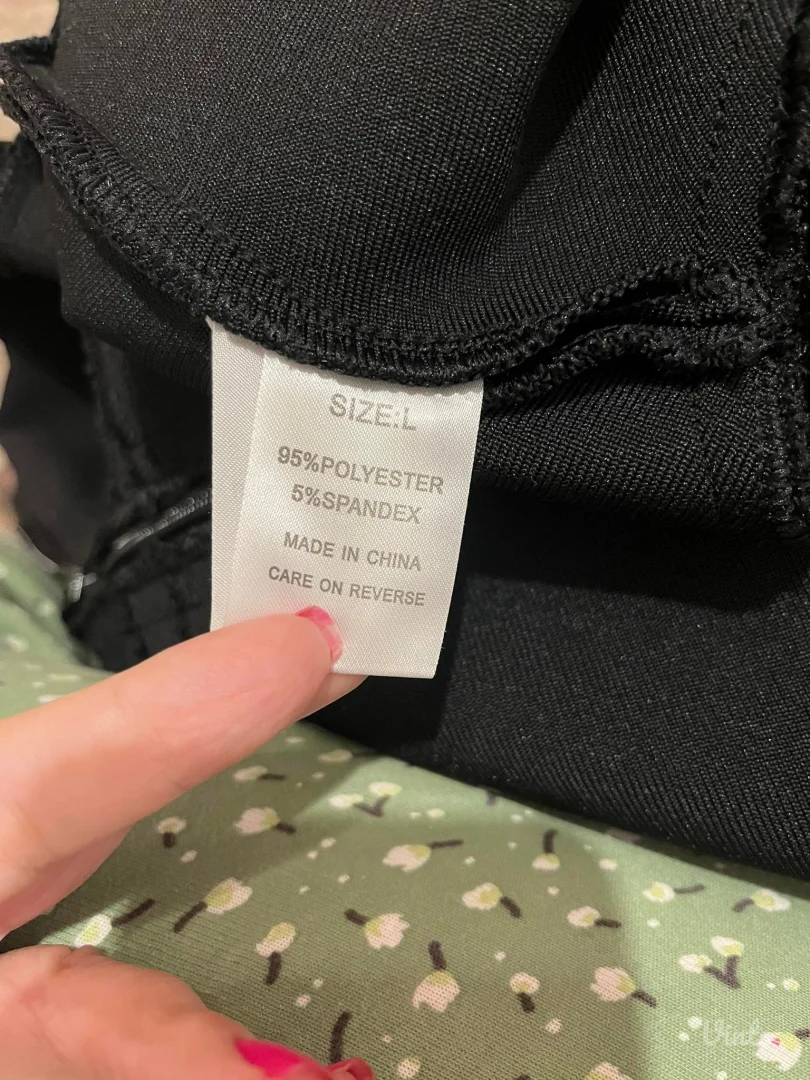 Fantasticna potpuno nova haljina sa etiketom