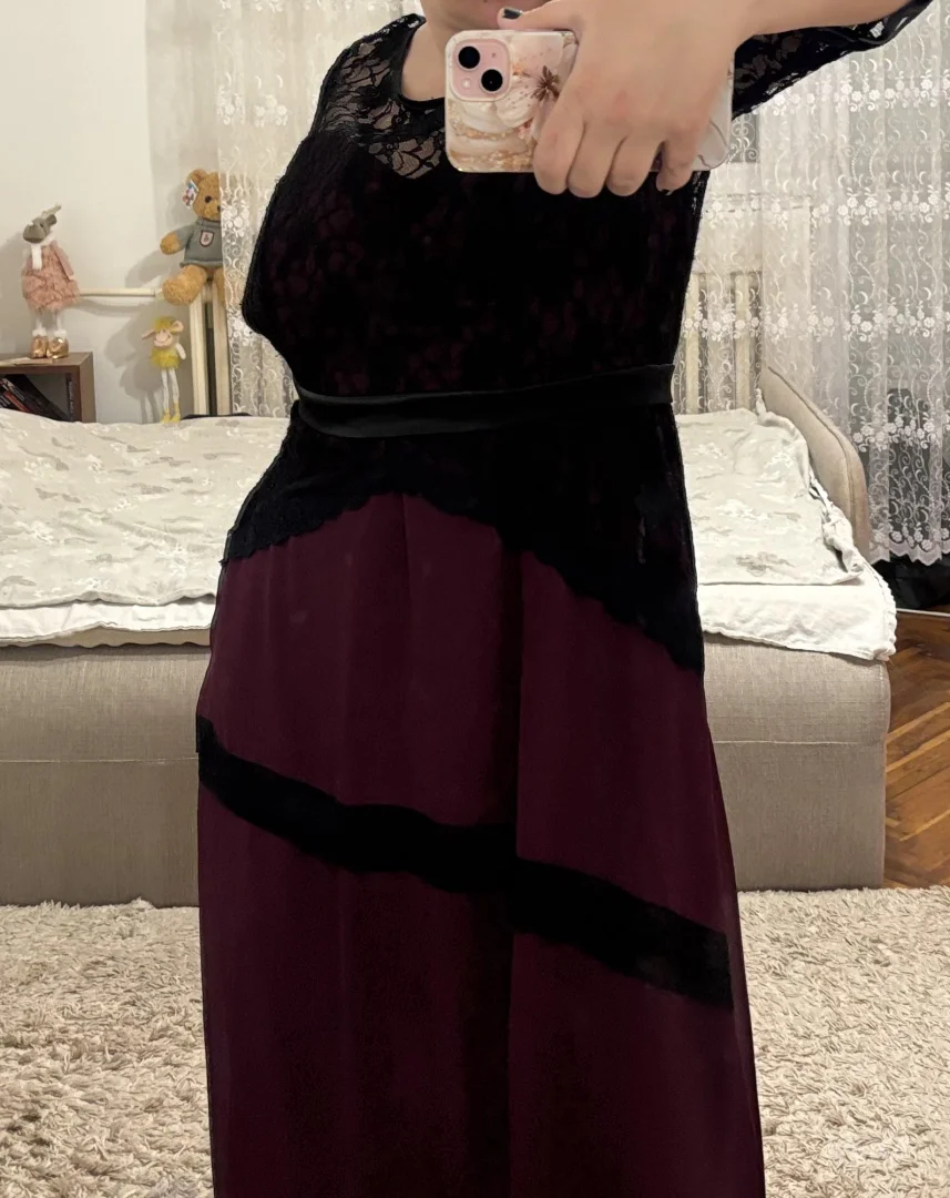 Potpuno nova vecernja haljina sa etiketom