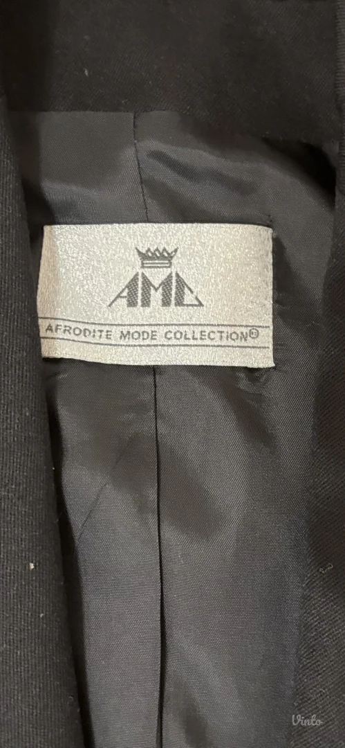 Potpuno ocuvan sako kao nov