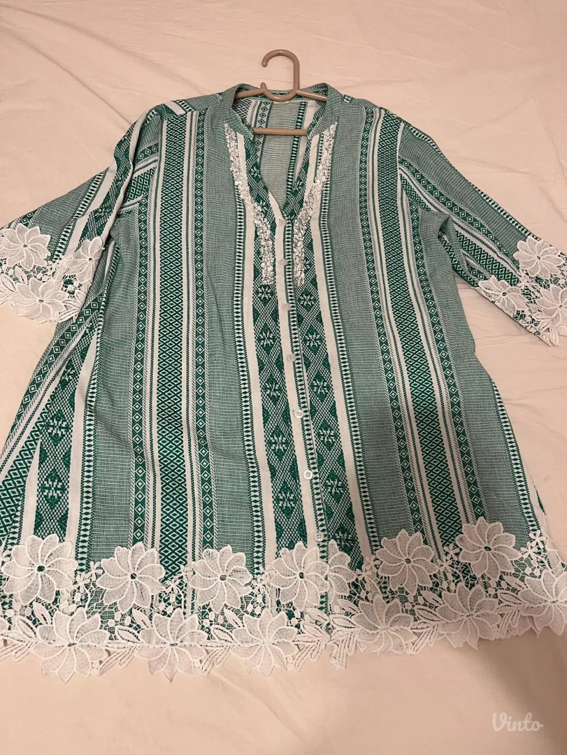 Potpuno nova haljina tunika