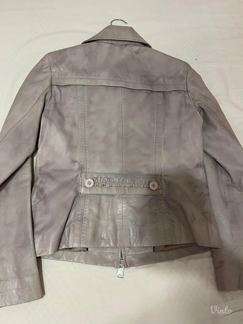 Potpuno nova kozna jakna