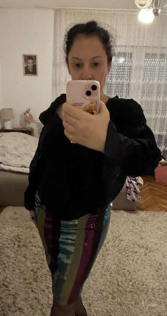 Luna korset i P.S suknja moze i posebno