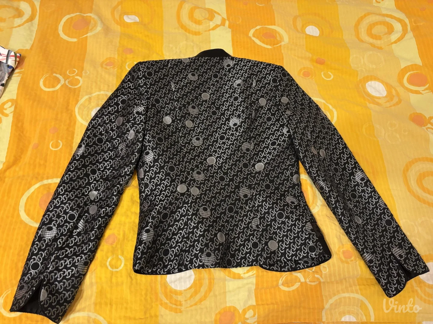 Potpuno Nov sako, samo skinuta etiketa