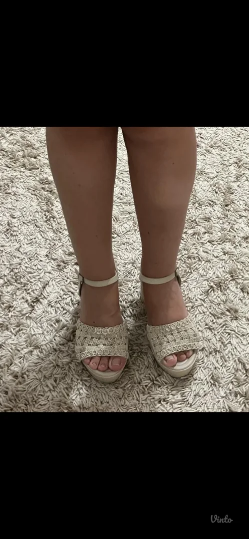 Samo jednom obuvene sandale